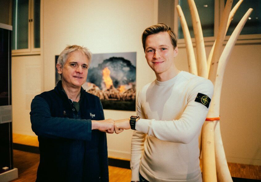 Maximilian Günther und Robert Kless, IFAW Country Director Germany, Austria, Switzerland